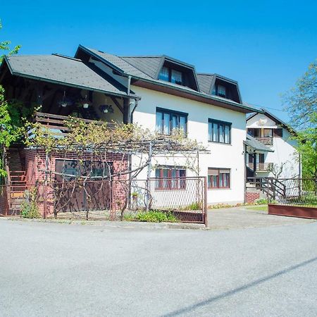 Cherry House Appartement Slunj Buitenkant foto