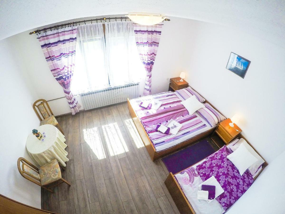 Cherry House Appartement Slunj Buitenkant foto