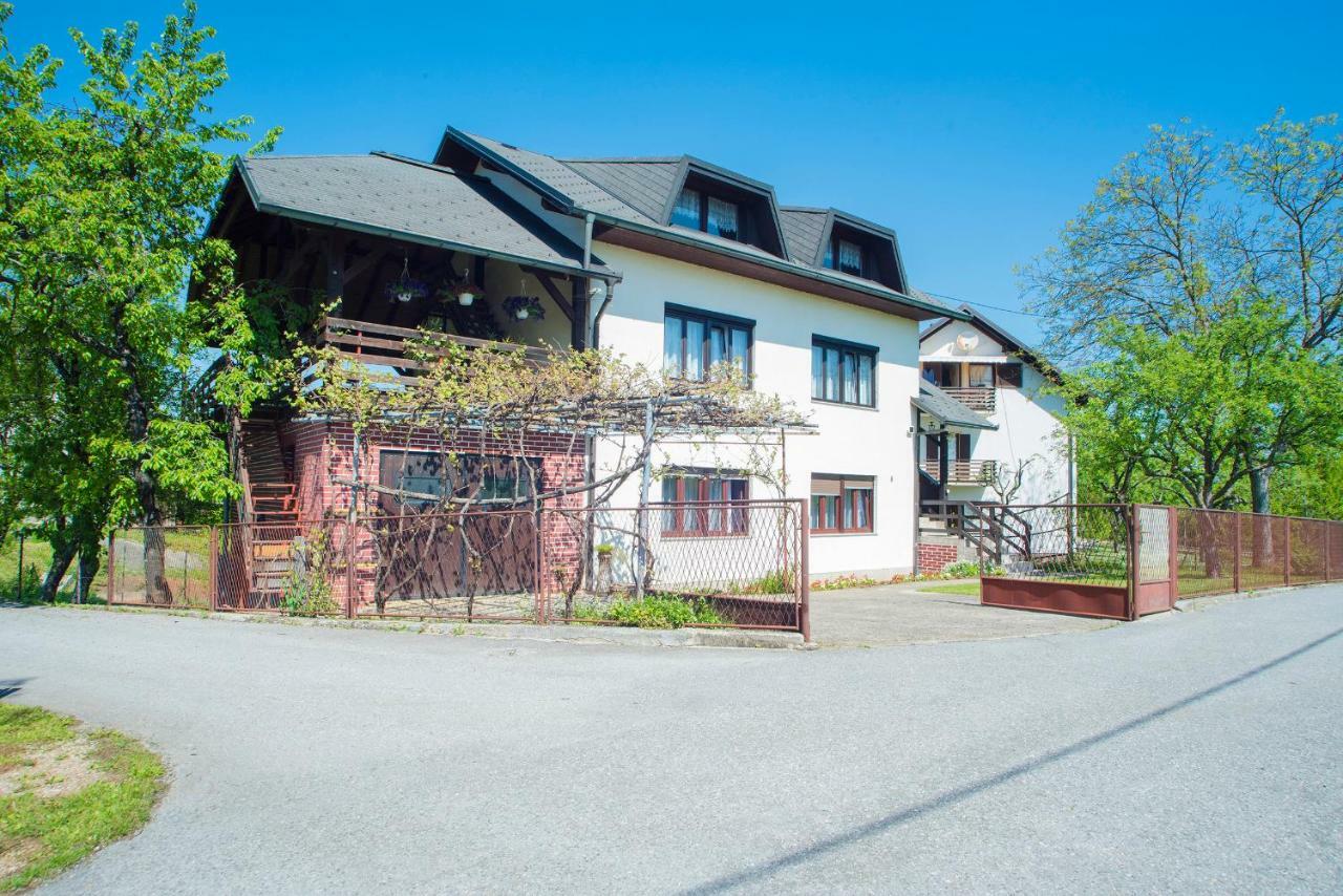 Cherry House Appartement Slunj Buitenkant foto